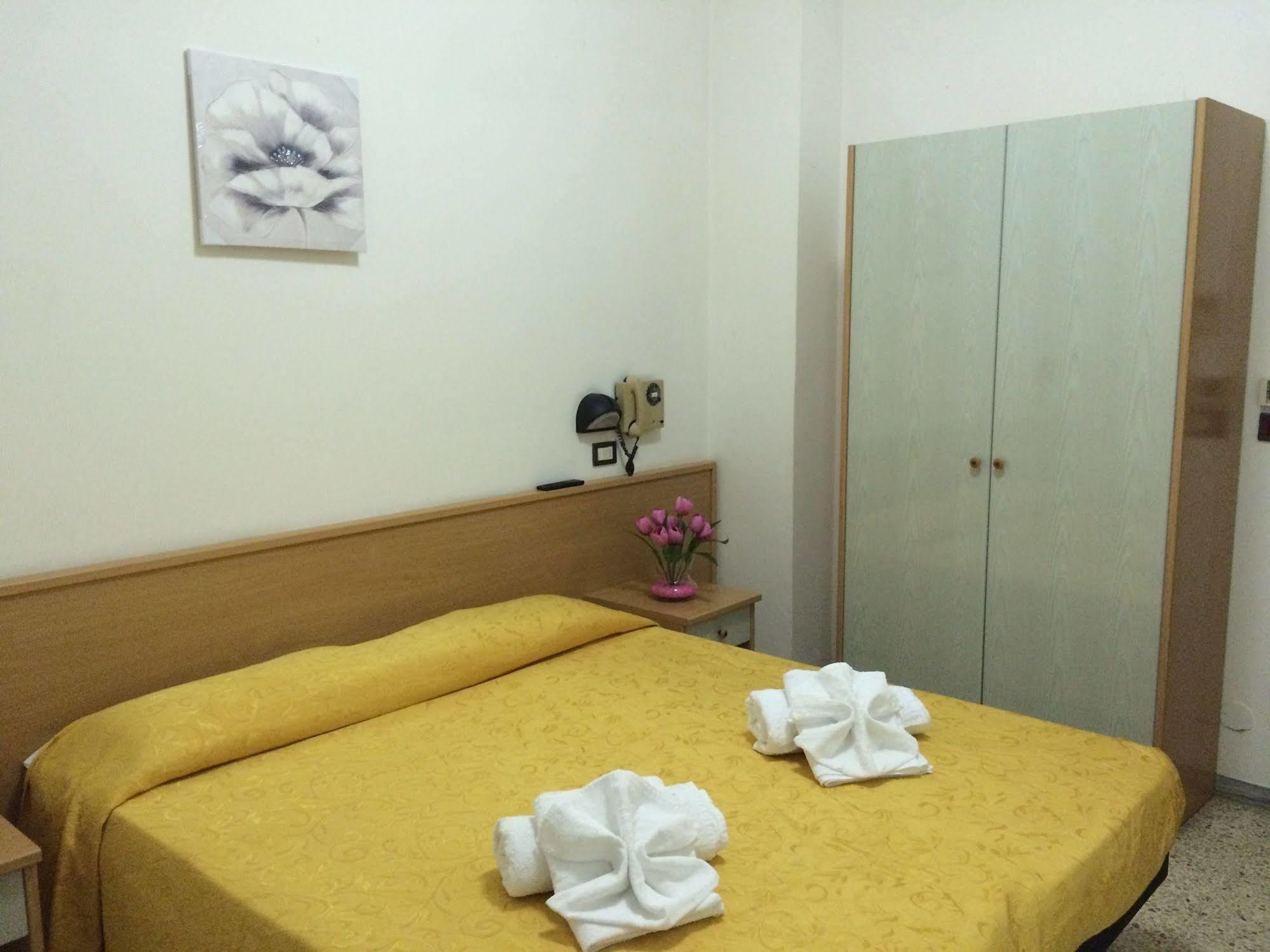 Hotel Euromar Rimini Exterior photo