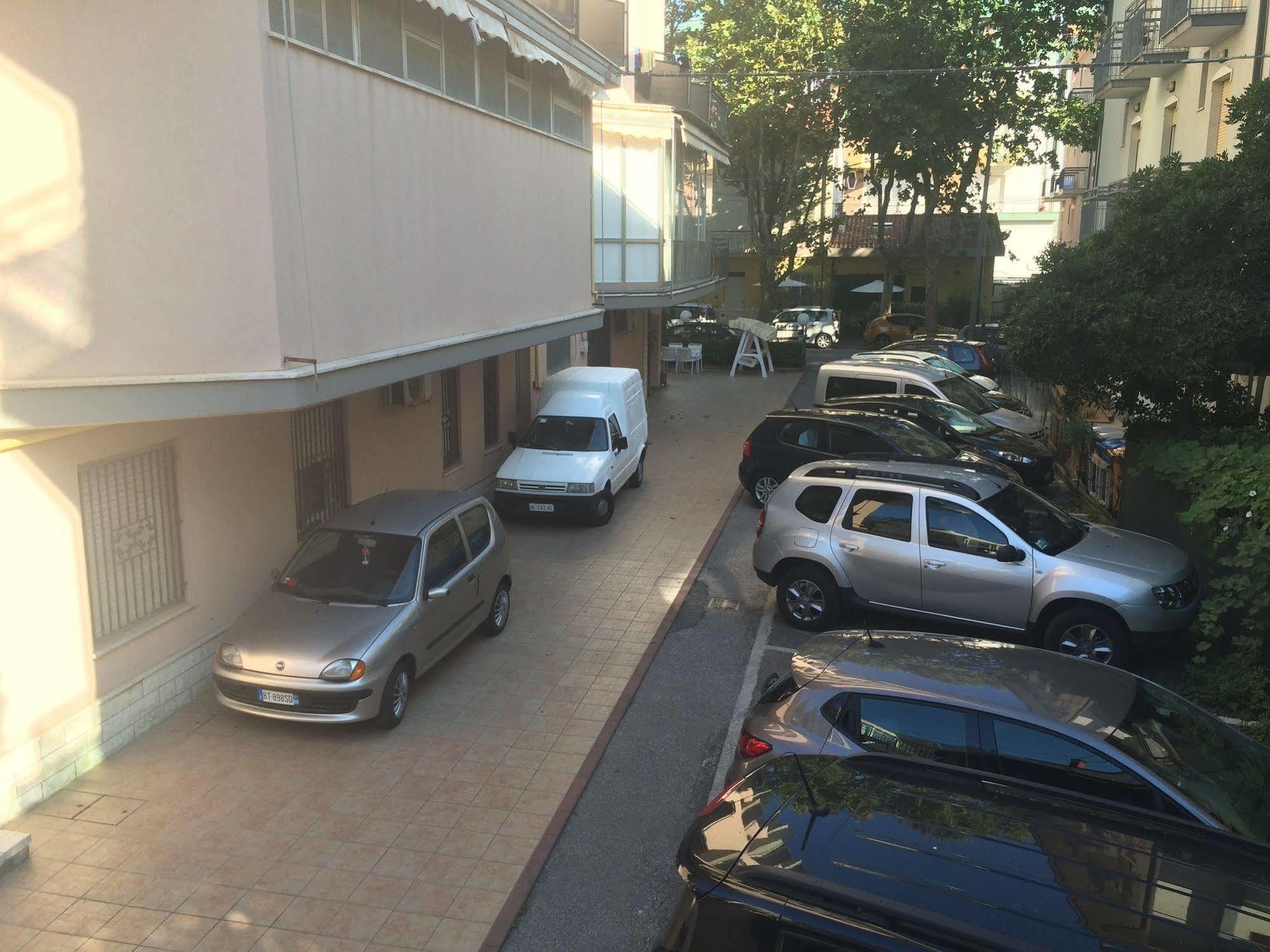 Hotel Euromar Rimini Exterior photo